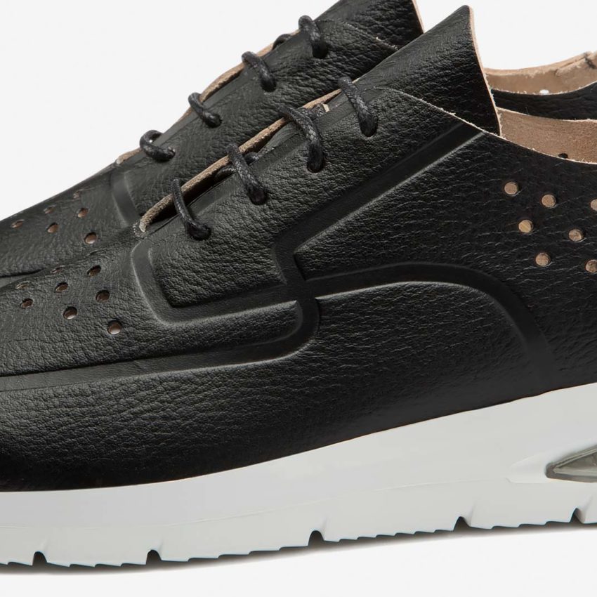 Air Grecale Black Leather