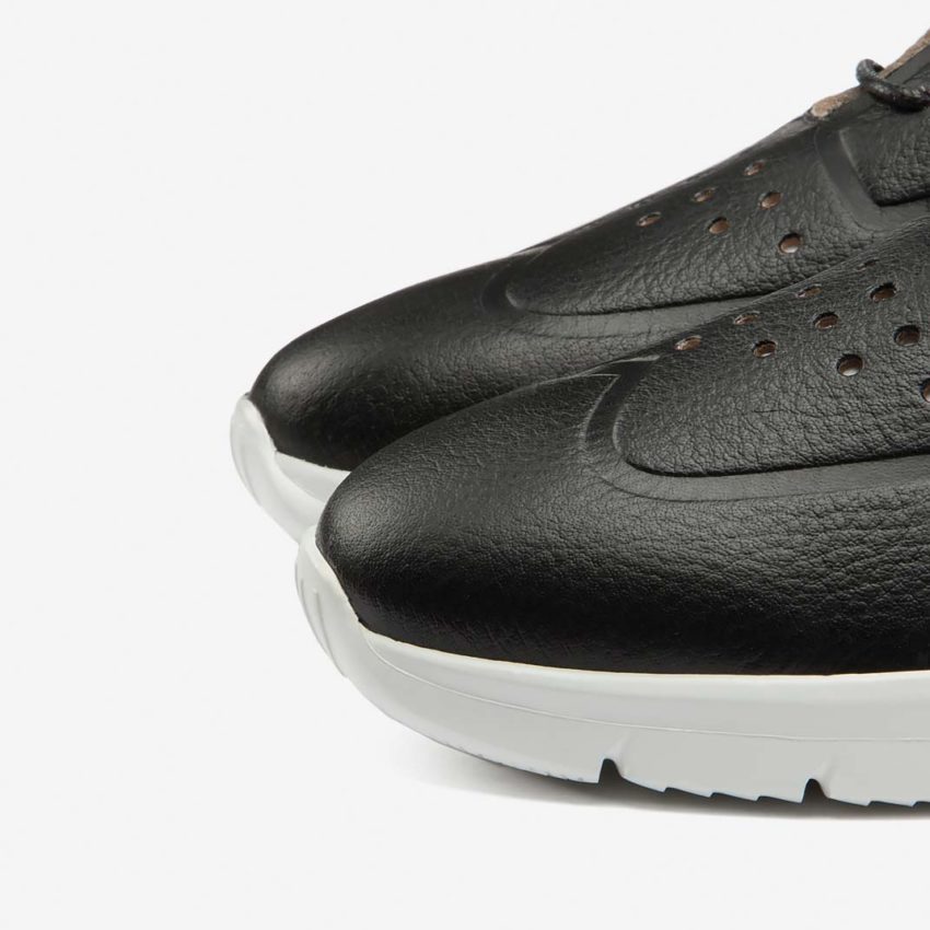 Air Grecale Black Leather
