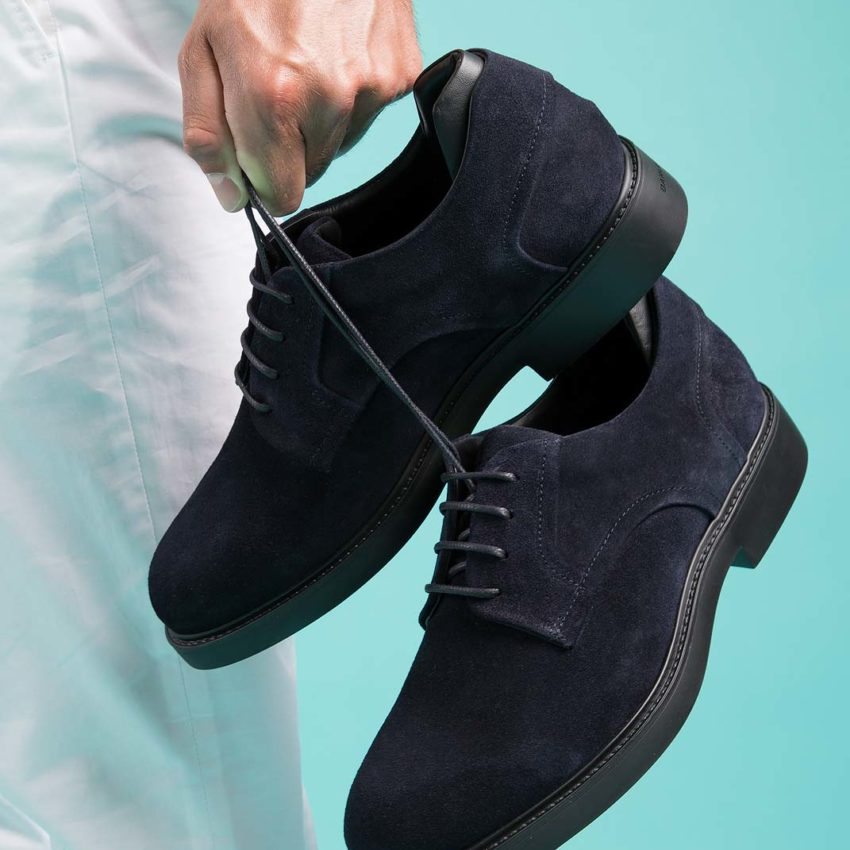 sleek_blue_suede_03